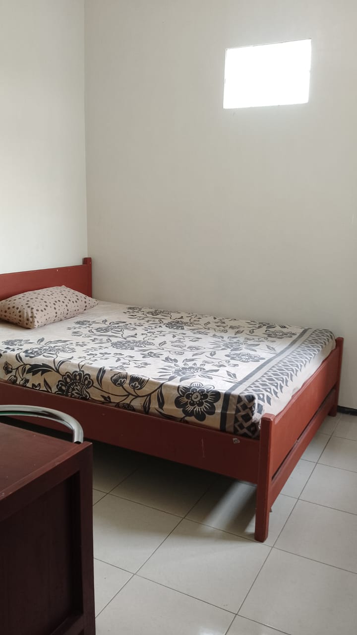 Kost - Lawang